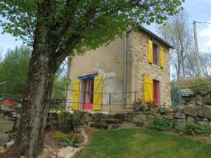Maisons de vacances Maisonnet charmante avec piscine, rando et repos - FR-1-489-131 : photos des chambres