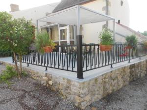 Maisons de vacances Maison renovee avec SPA, proche vignoble, ideale familles - FR-1-489-294 : photos des chambres