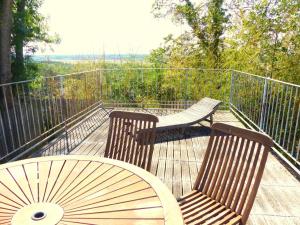 Maisons de vacances Maison renovee avec vue sur chateau, animaux acceptes, terrasse panoramique - FR-1-489-164 : photos des chambres