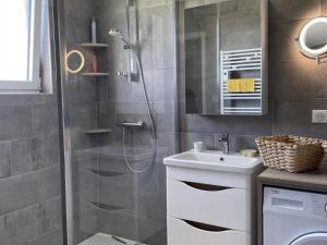 Gîte rénové à Pierrefitte-sur-Loire avec jardin et parking - FR-1-489-347