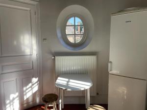 Maisons de vacances Gite de charme avec jardin privatif, WiFi et barbecue, a proximite du Chateau d'Avrilly - FR-1-489-223 : photos des chambres