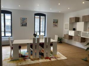 Appartements Gite moderne au coeur de Moulins, 4 pers, tout compris - FR-1-489-570 : photos des chambres