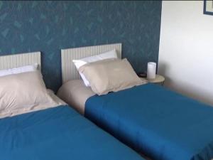 Maison rénovée avec vue sur la campagne, terrasse et jardin à Coutansouze - FR-1-489-478