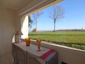 Maisons de vacances Maison percheronne avec jardin, animaux acceptes, WiFi, cheminee, proche commerces - FR-1-497-29 : photos des chambres