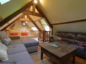 Maison ancienne avec jardin clos près centre équestre, séjour confortable - FR-1-497-144