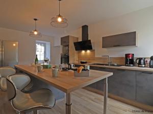 Charmante maison de campagne en pierre avec WIFI, terrasse et jardin clos - FR-1-497-137