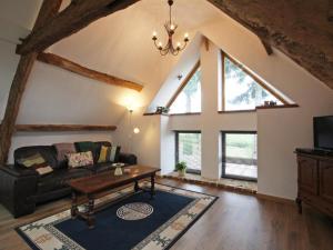Maisons de vacances Escapade champetre avec spa et activites en Normandie - FR-1-497-63 : photos des chambres