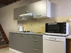 Maisons de vacances Maison cosy proche de Blois avec cheminee, cour fermee, animaux acceptes et activites variees a proximite - FR-1-491-351 : photos des chambres