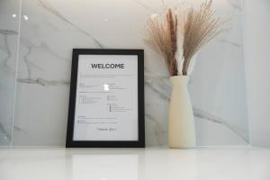 Modern & Stylish 1BR, Pool & Gym