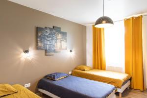 Appartements Gite Jean Scafer, Piscine chauffee, Wifi, Salle de jeux, Animaux de la ferme : photos des chambres