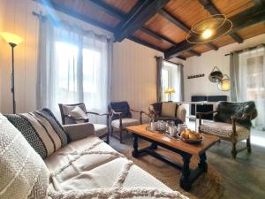 Gîte campagnard moderne avec animaux admis, terrasse et internet - FR-1-496-304