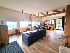 Gîte chaleureux au Bessat, nature et détente pour 8 pers. - FR-1-496-350