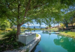 Be enchanted by the Resort Lake