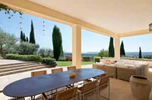 Maisons de vacances Villa With Pool In Chateauneuf-Du-Pape : photos des chambres