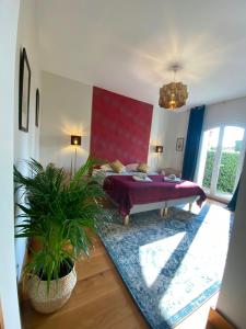 Maisons de vacances Villa With Pool In Chateauneuf-Du-Pape : photos des chambres