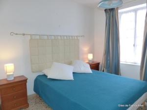 Maisons de vacances Grande maison contemporaine avec piscine privee, proche lac, randonnees et activites de loisirs - FR-1-489-134 : photos des chambres