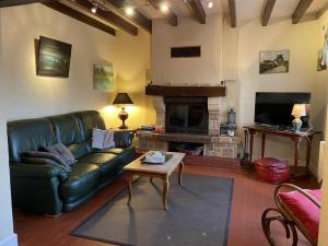 Maison rénovée avec jardin clos et animaux acceptés - FR-1-489-221