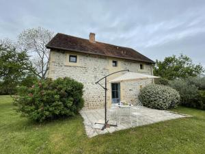Maisons de vacances Maison de Charme avec Jardin Prive et Randonnees, Ideale pour Familles et Cavaliers - FR-1-489-449 : photos des chambres