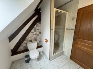 Maisons de vacances Maison de ferme restauree avec mini ferme, terrasse et grand jardin pres de la Vallee du Cher - FR-1-489-270 : photos des chambres