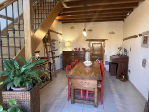 Grange rénovée avec jardin, proche Montluçon - FR-1-489-408