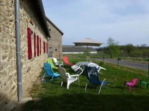 Maisons de vacances Maison de vacances renovee avec jardin, ideale famille, proche RCEA, equipee confort et tout inclus - FR-1-489-44 : photos des chambres