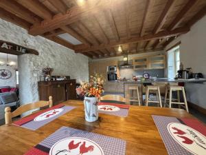 Gîte Écologique Confortable avec Jardin et Animaux Acceptés - FR-1-489-181