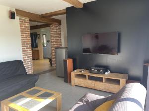 Gîte Nature 5 pers. au pied du Puy St Ambroise - FR-1-489-440