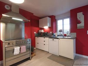 Maisons de vacances Gite familial tout confort avec jeux et jardin, proche voie verte et riviere - FR-1-497-132 : photos des chambres