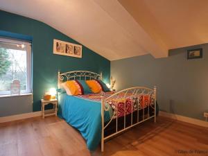 Maisons de vacances Gite familial tout confort avec jeux et jardin, proche voie verte et riviere - FR-1-497-132 : photos des chambres