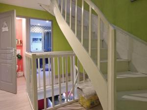 Maisons de vacances Gite familial tout confort avec jeux et jardin, proche voie verte et riviere - FR-1-497-132 : photos des chambres