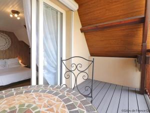 Maisons de vacances Maison de vacances avec SPA privatif, proche etang et randonnees, ideale pour familles - FR-1-497-189 : photos des chambres