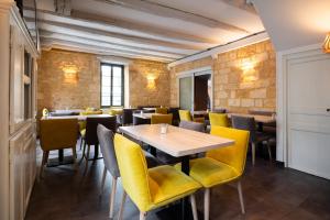 Hotels Hotel La Couleuvrine Sarlat Centre Ville : photos des chambres