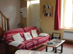 Maisons de vacances Maison renovee en Sologne avec grand jardin, 3 chambres, proche Chambord et Zoo de Beauval - FR-1-491-398 : photos des chambres