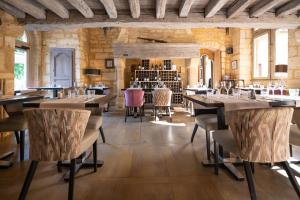 Hotels Hotel La Couleuvrine Sarlat Centre Ville : photos des chambres