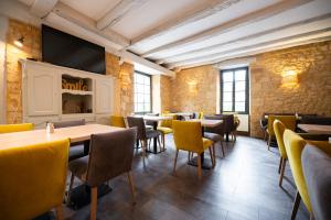 Hotels Hotel La Couleuvrine Sarlat Centre Ville : photos des chambres