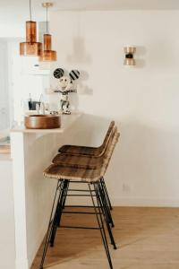 Maisons de vacances Provencal House With Pool In Auribeau-Sur-Siagne : photos des chambres