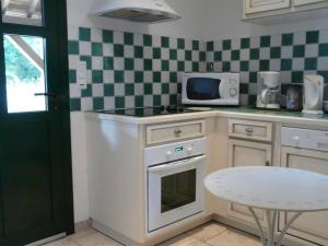 Maison de charme avec piscine partagée à Contres - FR-1-491-465