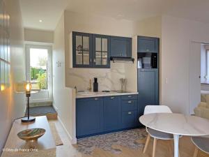 Maisons de vacances Gite tout confort avec piscine chauffee, jardin et terrasse, ideal pour curistes et randonneurs - FR-1-497-199 : photos des chambres