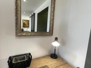 Maisons de vacances Gite cosy en foret avec terrasse, proche etang et loisirs, 3 chambres, wifi, plancha et parking - FR-1-489-453 : photos des chambres