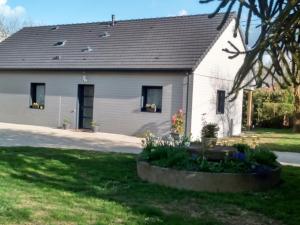 Maisons de vacances Ecogite confortable avec jardin clos, adapte PMR, proche de la foret et de L'Aigle, jusqu'a 8 pers. - FR-1-497-23 : photos des chambres