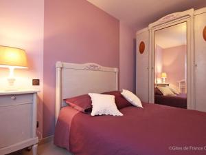 Maisons de vacances Ecogite confortable avec jardin clos, adapte PMR, proche de la foret et de L'Aigle, jusqu'a 8 pers. - FR-1-497-23 : photos des chambres