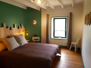Maisons de vacances Gite nature avec jardin, animaux OK, proche activites, Wi-Fi - FR-1-489-458 : photos des chambres