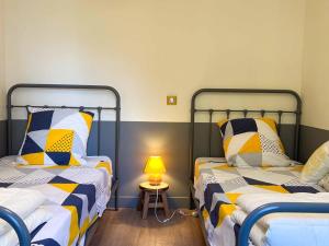 Maisons de vacances Maison campagne, renovee 2020, jardin prive, internet rapide, equipements loisirs, Vehicules OK, animaux acceptes. - FR-1-497-133 : photos des chambres