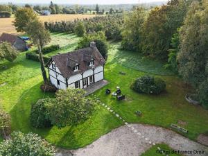 Maisons de vacances Maison familiale confortable avec grand jardin, proche nature et commodites, Saires-la-Verrerie - FR-1-497-194 : photos des chambres