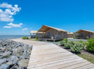 Chincoteague Bay RV Resort & Cottages