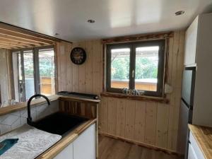 Évasion au chalet en bois avec spa et grand jardin - FR-1-510-198