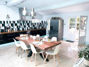 Maisons de vacances 18Th Century Provencal Mansion Near Avignon : photos des chambres