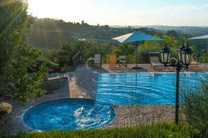 Historic Villa With Tuscan Hills View - 4hvězdičkové hotely ve městě Montaione