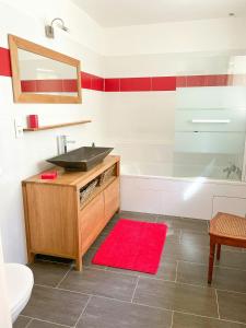 Maisons de vacances Character House With Views Over The Vezere Valley : photos des chambres