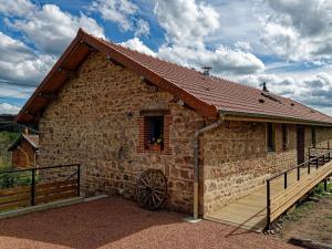 Gîte écologique spacieux avec jardin - Randonnées et patrimoine à découvrir - FR-1-496-351